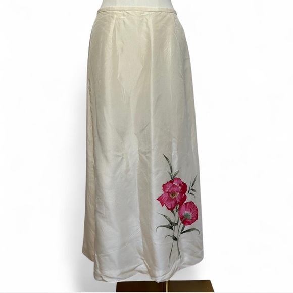 Ann Taylor Dresses & Skirts - Ann Taylor 100% Silk Cottagecore Fairy Floral Maxi Skirt - Size 8